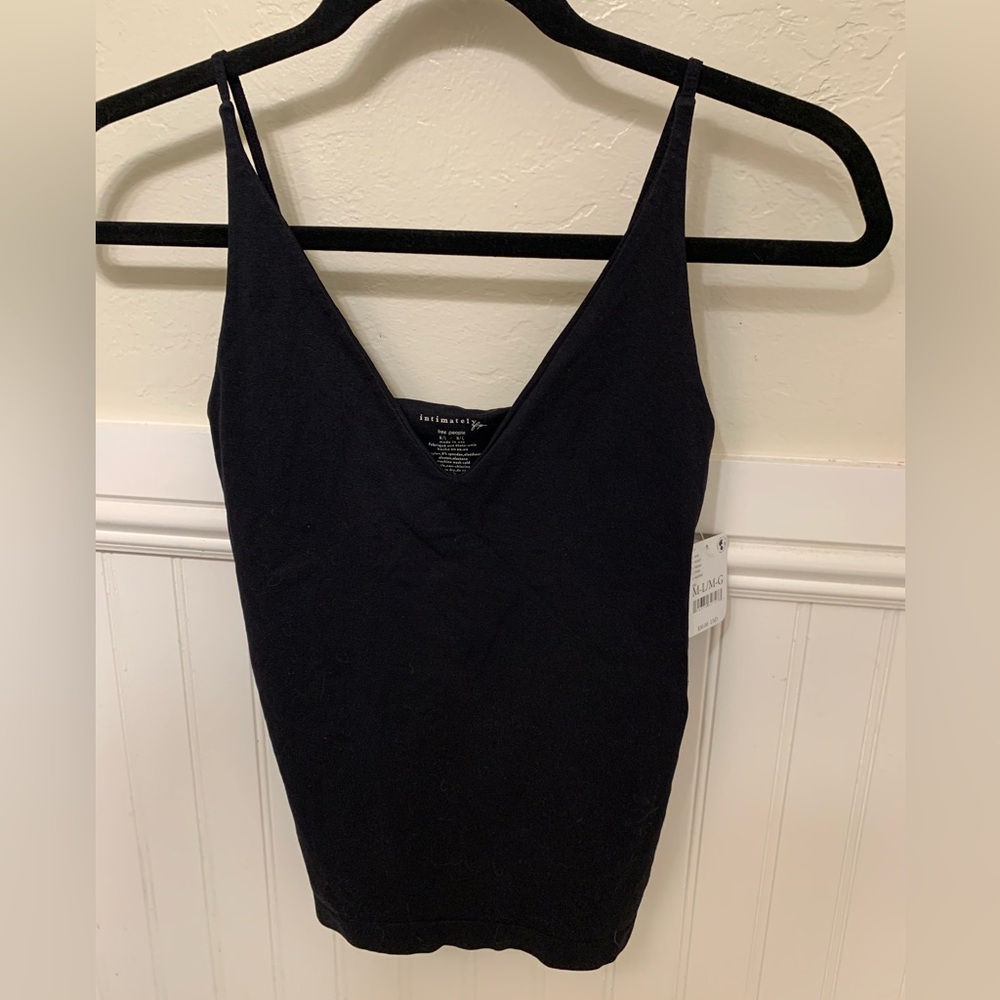Free People. Intimately. Seamless V-Neck Cami. Black. Size: M/L